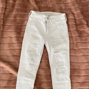 American Eagle White High Rise Jegging Crop